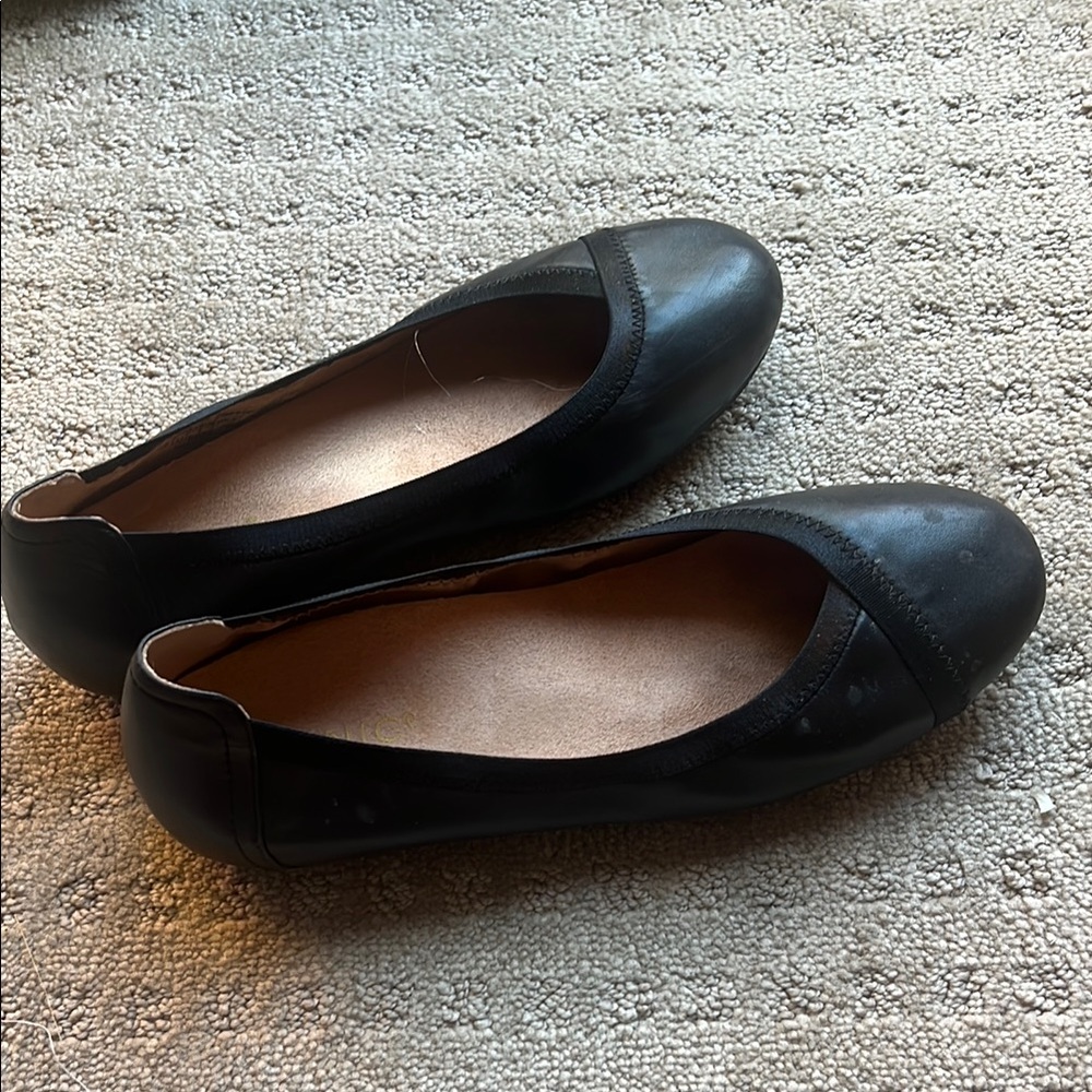 Elegant Black Leather Loafers for Women